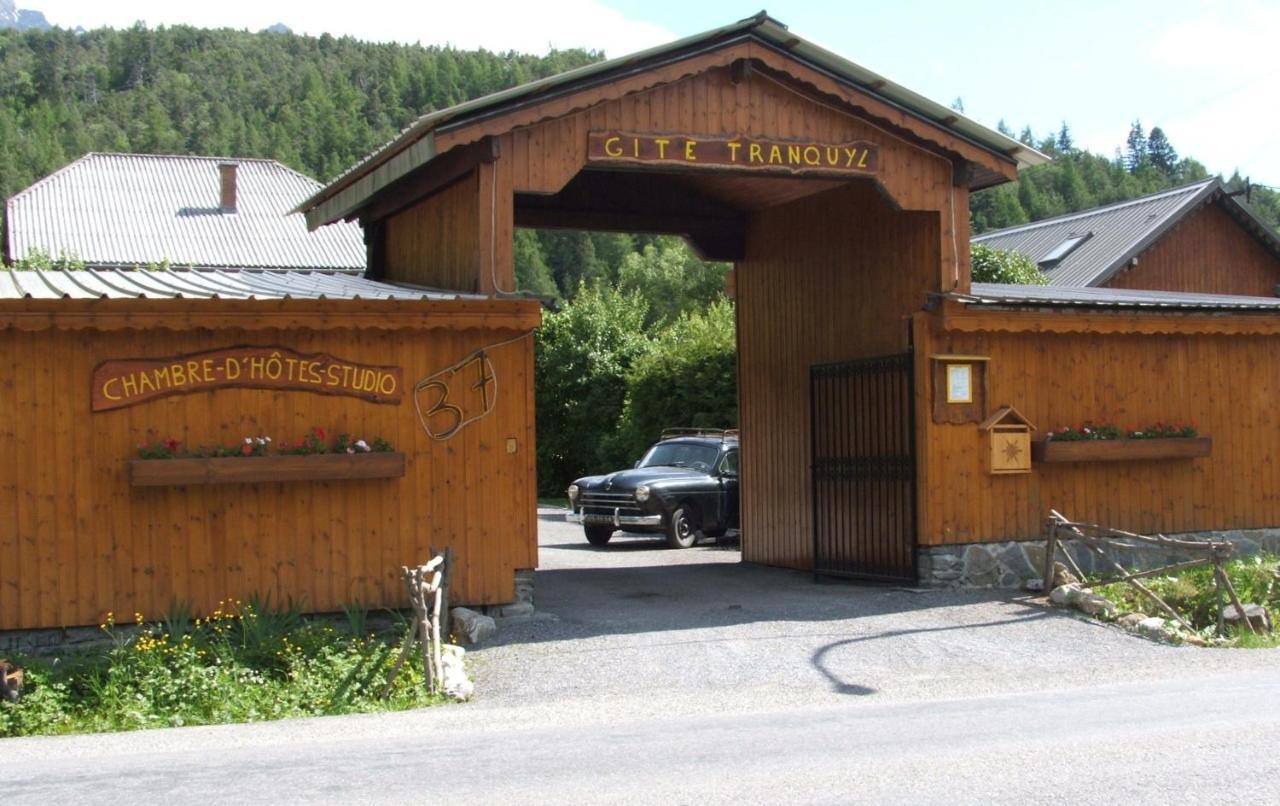 Maison D' Hotes Tranquyl Barcelonnette Kültér fotó