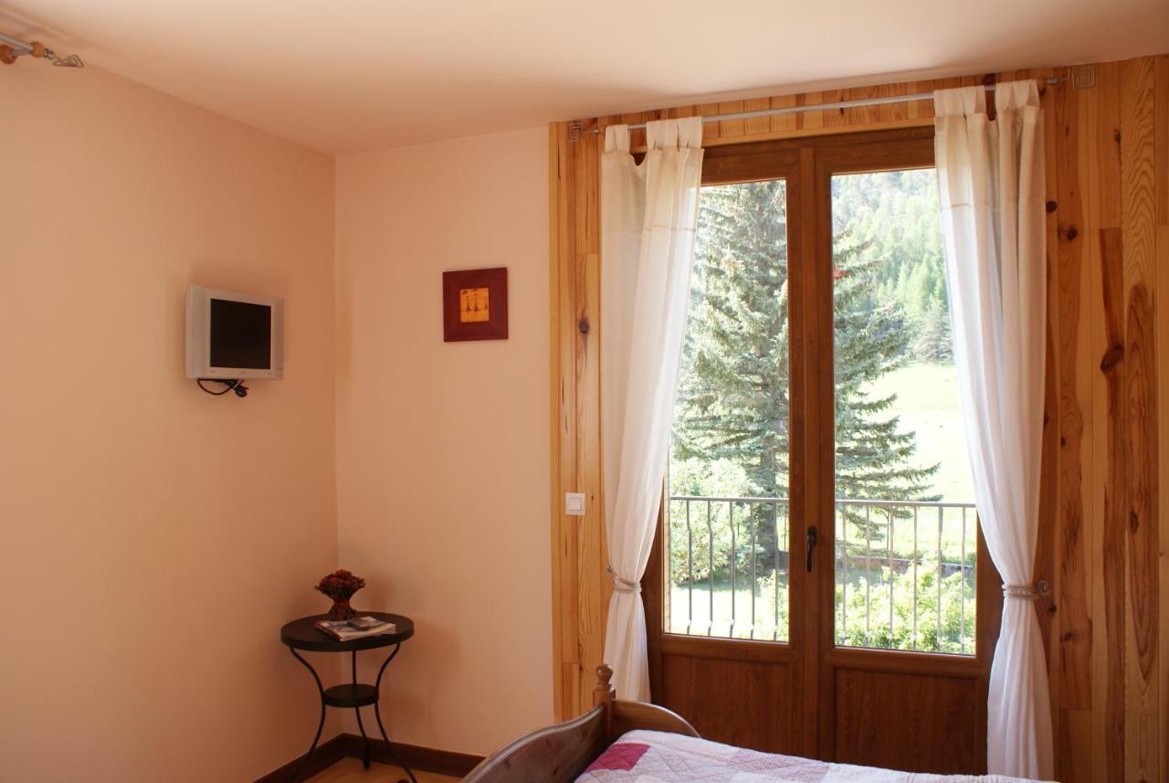 Maison D' Hotes Tranquyl Barcelonnette Kültér fotó